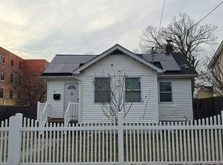 10 N 15th Street, Wyandanch, NY 11798