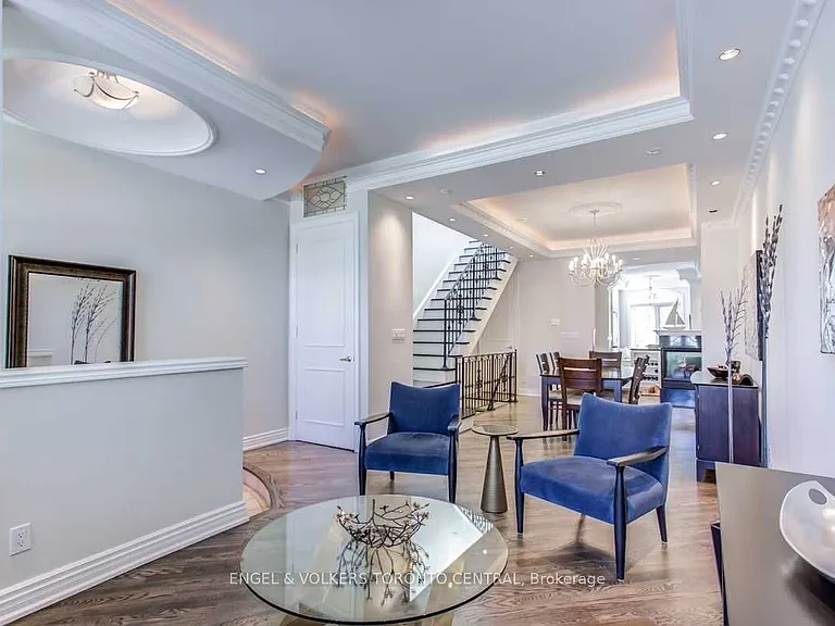 405 Bedford Park Ave — Photo 2