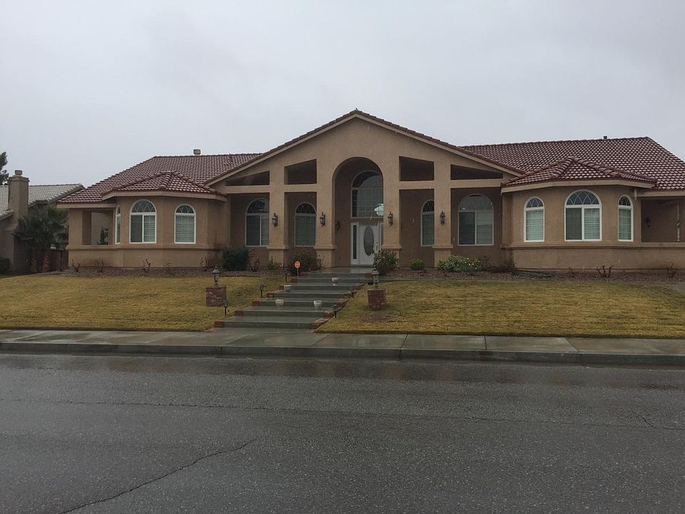 Large Single Level Home Built in 2006