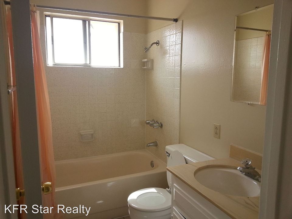 2nd image of 4460 Mississippi St APT 7