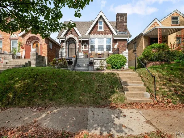 5249 Walsh St, Saint Louis, MO 63109