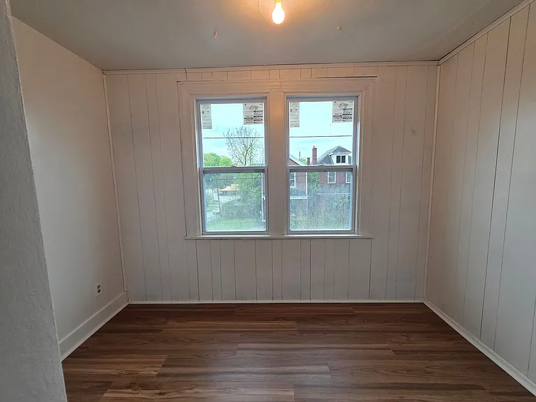 703 1/2 Waddell Ave — Photo 22