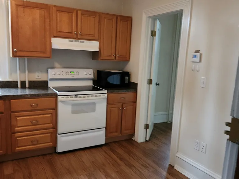 319 W Main St #1 — Photo 4