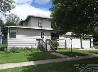 504 E 5th St, Dell Rapids, SD 57022