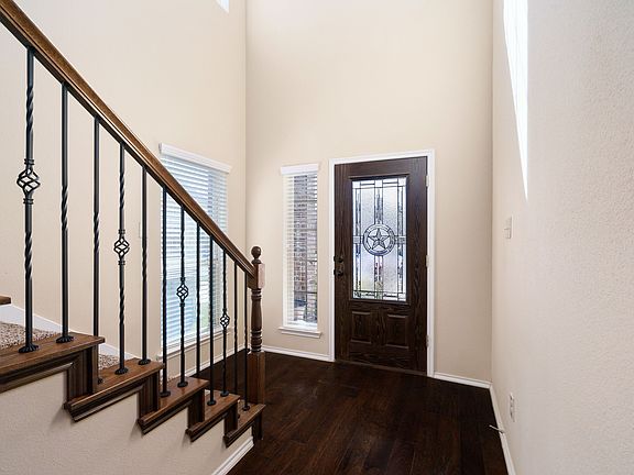 05_9900_Coyote_Pass_Trail_McKinney_TX_75071__Exports5_mls.jpg