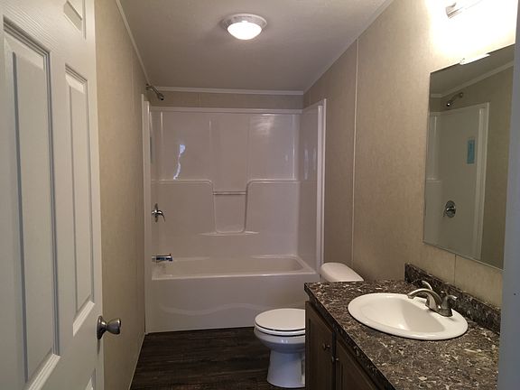 5th image of 109 Cardinal Dr
