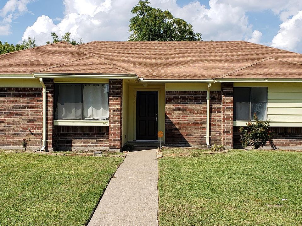1st image of 1027 Courtney Dr