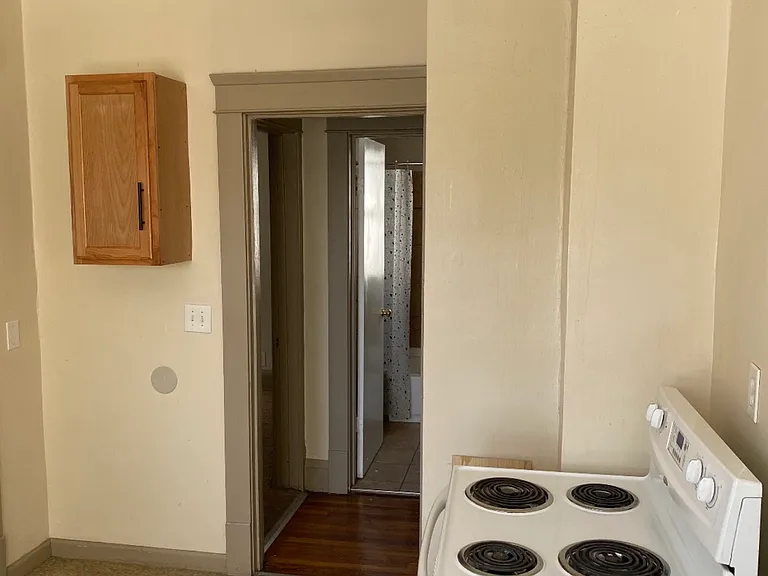 4518 Turney Rd — Photo 1