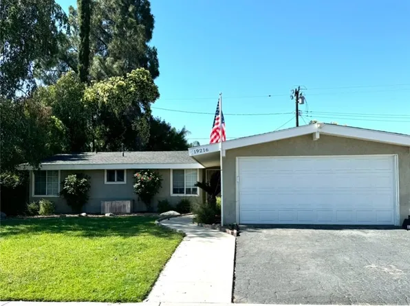 19216 Stillmore St, Santa Clarita, CA 91351