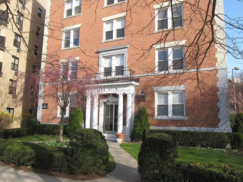 Studio in the Heart of Midtown