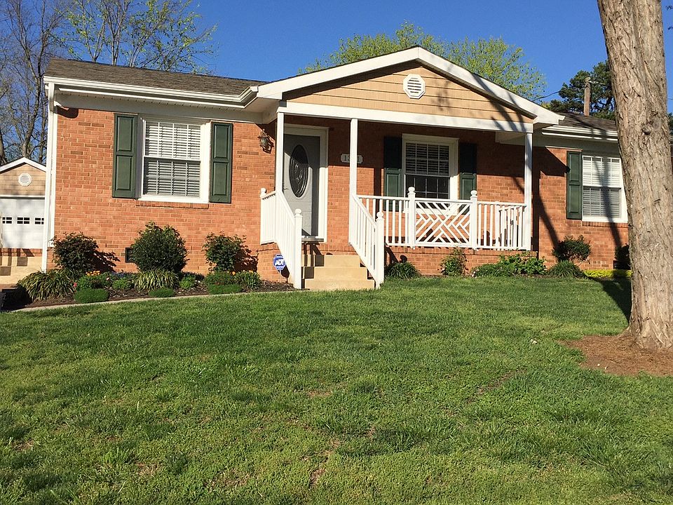2nd image of 1311 Juniper St