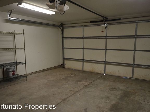 4th image of 589 Platte Dr Unit B