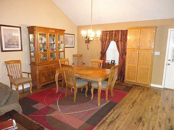 4th image of 12947 Emerald Creek Cir