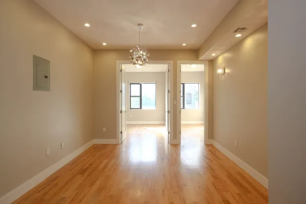 Rented by Nooklyn NYC LLC | media 26