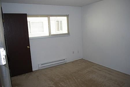 5th image of 16700 31st Ave S #E88f94f82