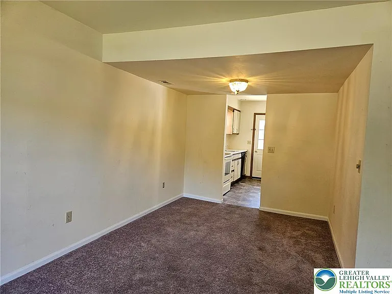 363 Minor St — Photo 5