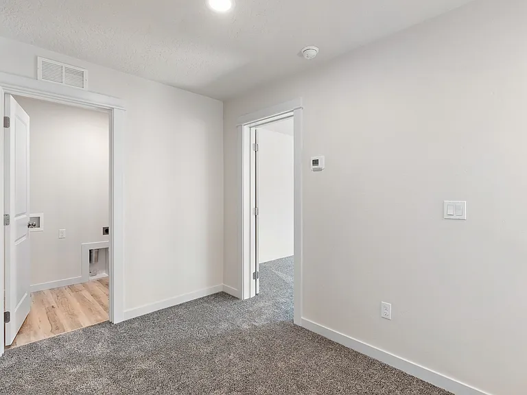 2437 S Kindful Ln — Photo 6