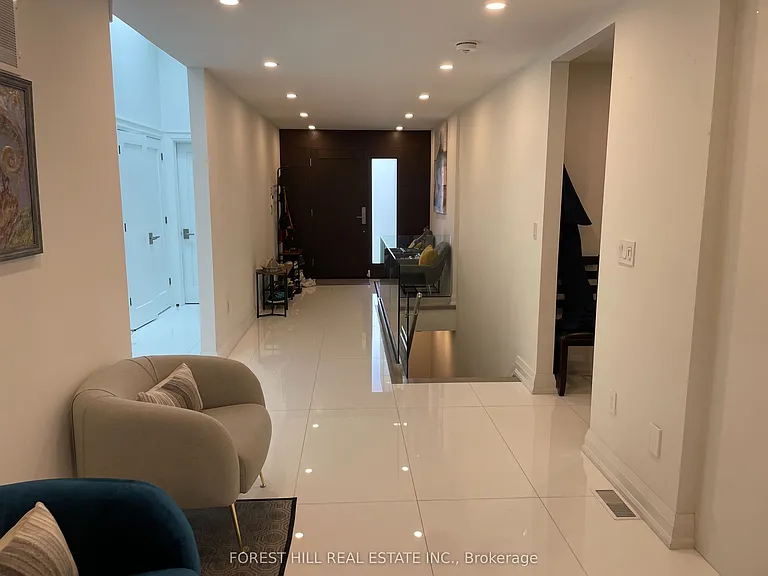 24 Academy Rd — Photo 6
