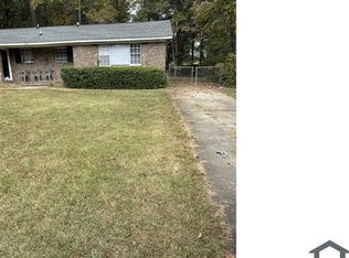 2105 Apple Valley Rd #B, Columbia, SC 29210