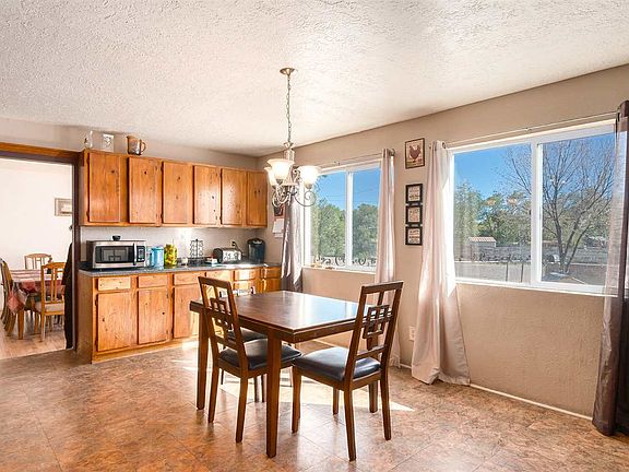 3rd image of 1409 Santa Clara Dr