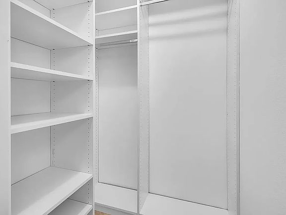 5th image of 1946 Selby Ave APT 304