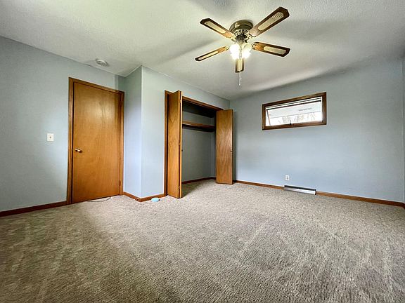 5th image of 3012 Norway Ave