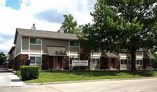 Grace Ellen Townhouses, a small community of 24 units in mid-town Tulsa. Family owned and operated.