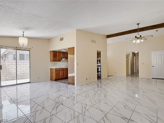 5th image of 3618 Edinburgh Dr