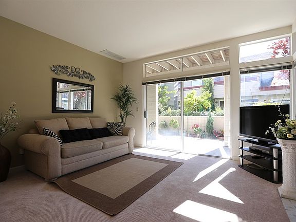 2nd image of 1681 Parkview Green Cir