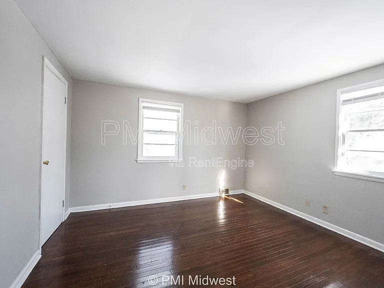 1857 W 60th St — Photo 21
