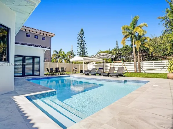 1355 Madison St, Hollywood, FL 33019