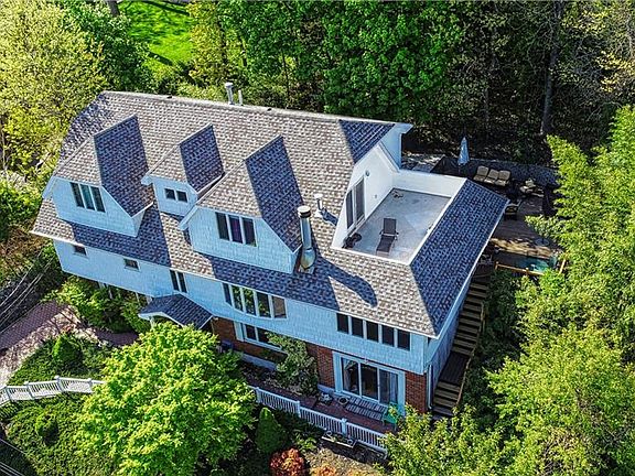 4th image of 41 Coverly Ave N #45