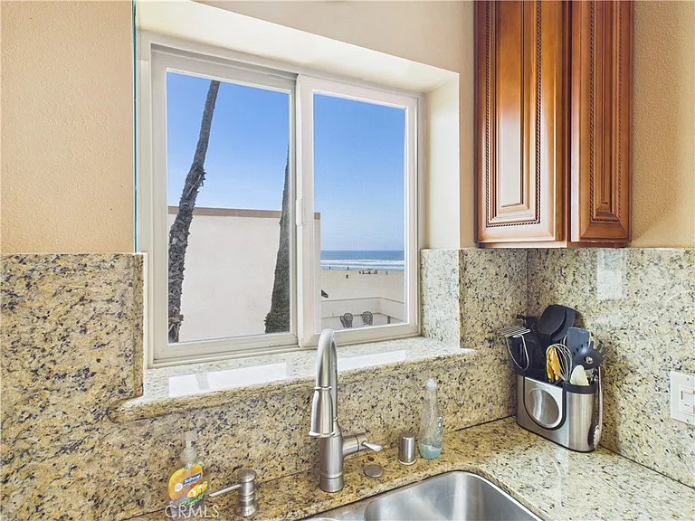 711 Pacific Coast Hwy #325 — Photo 10