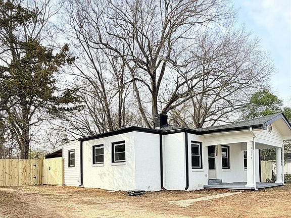 3rd image of 1114 Mount Olivet Rd