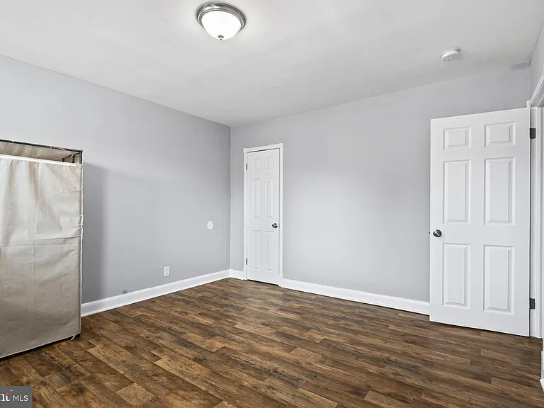 1015 Lyndhurst St — Photo 23
