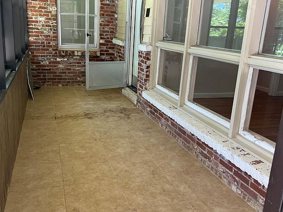 closed in front porch