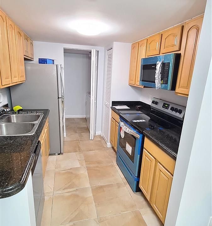 1st image of 9877 Westview Dr APT 626