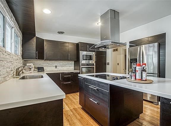 3rd image of 2105 N 71st St