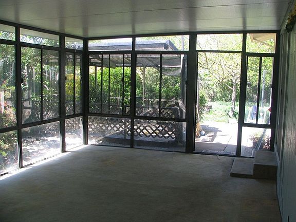 another view of the sunroom