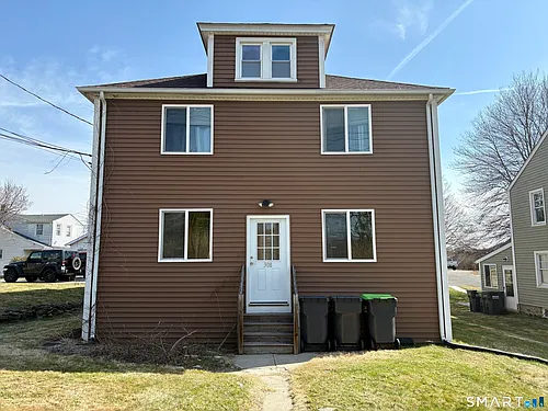 304 Buckingham St Photo 1