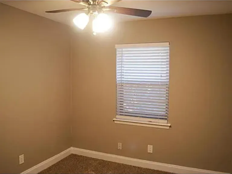 3721 Swallow Ln — Photo 14