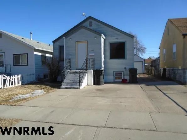 2505 Avenue E, Scottsbluff, NE 69361