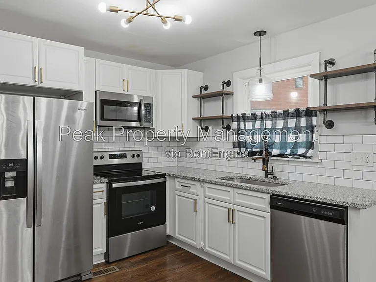 2105 Fort Rice St — Photo 10