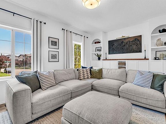 4th image of 123 N Elgin Meadows Way SE