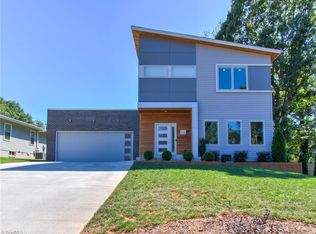 2326 Cherokee Lane, Winston Salem, NC 27103