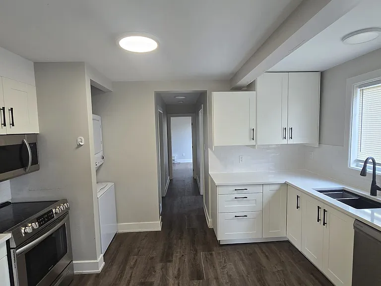 259 Montfort St #A — Photo 13