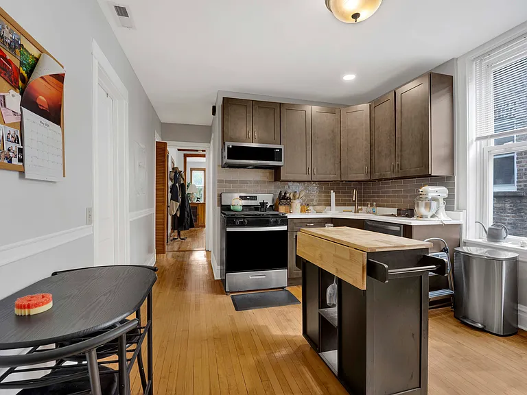 2337 W Thomas St #3F — Photo 15