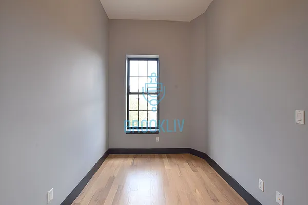 Rented by null | media 16
