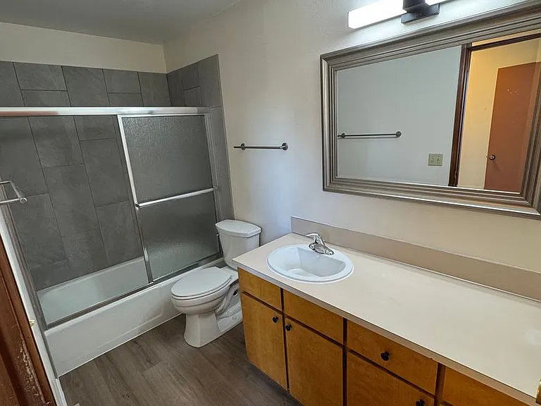 Michelbook Apartments — Photo 16