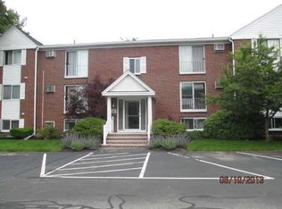 2 Birchwood Point #104, Amesbury, MA 01913